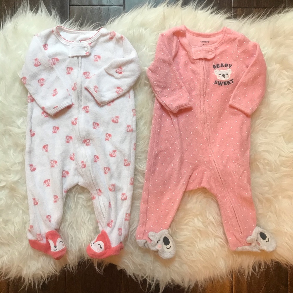 Carter’s sleep n plays zipper pajamas